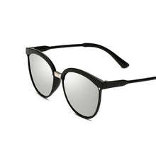 Load image into Gallery viewer, V SunGlasses